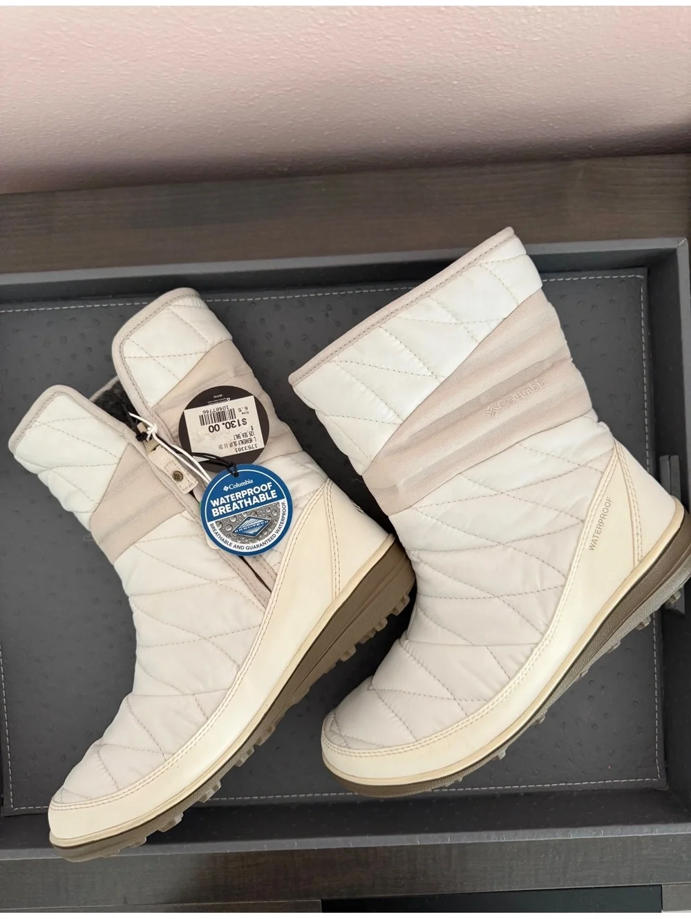 Columbia Women’s Heavenly Slip II Omni-Heat Winter Boots White/Ivory Size 6.5